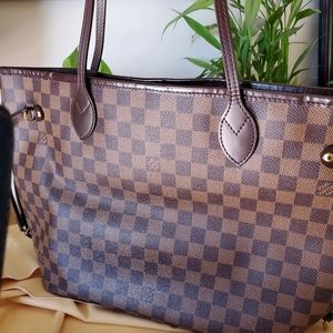 Louis Vuitton Neverfull MM Damier